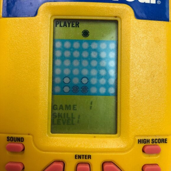 Vintage 1995 Connect Four LCD Electronic Hand-Held Game By Milton Bradley -WORKS - Picture 8 of 9